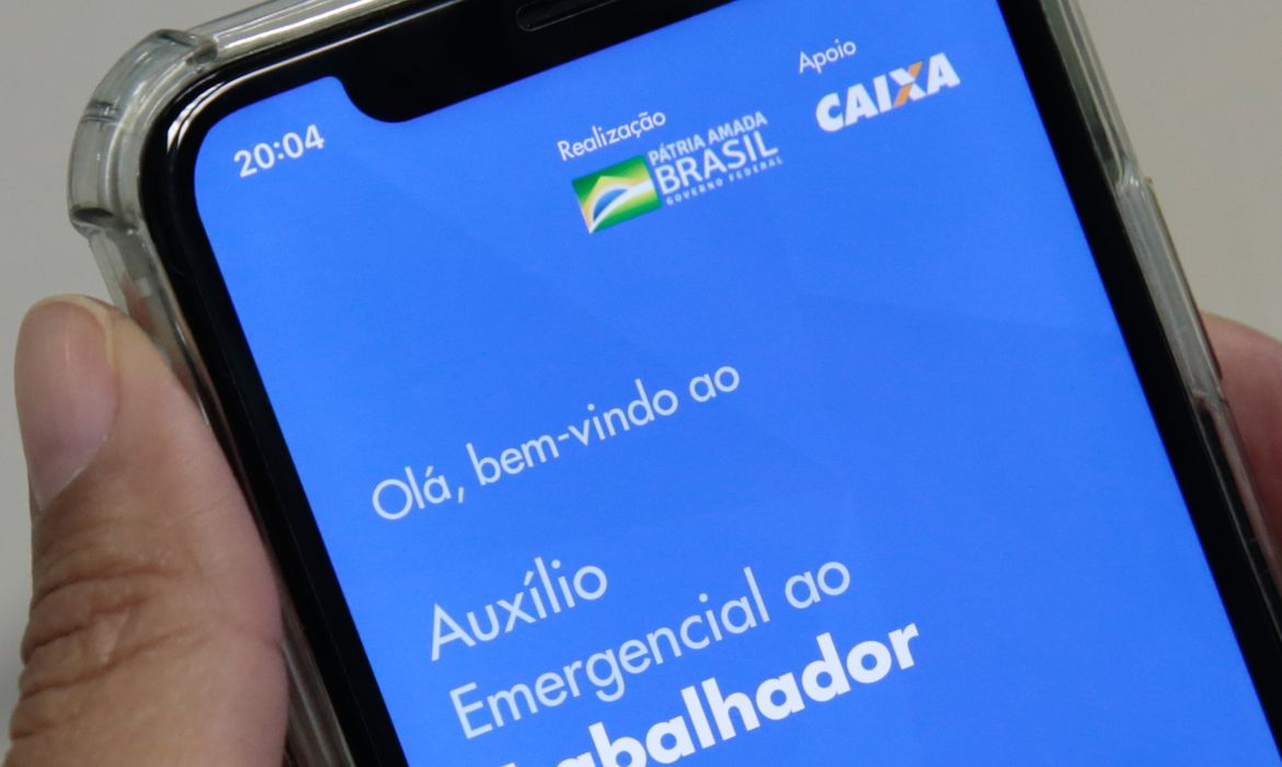 Auxílio Emergencial: Nascidos em Novembro e Dezembro podem sacar a 4ª Parcela